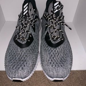 Adidas ALPHABOUNCE mens size 12 black & grey